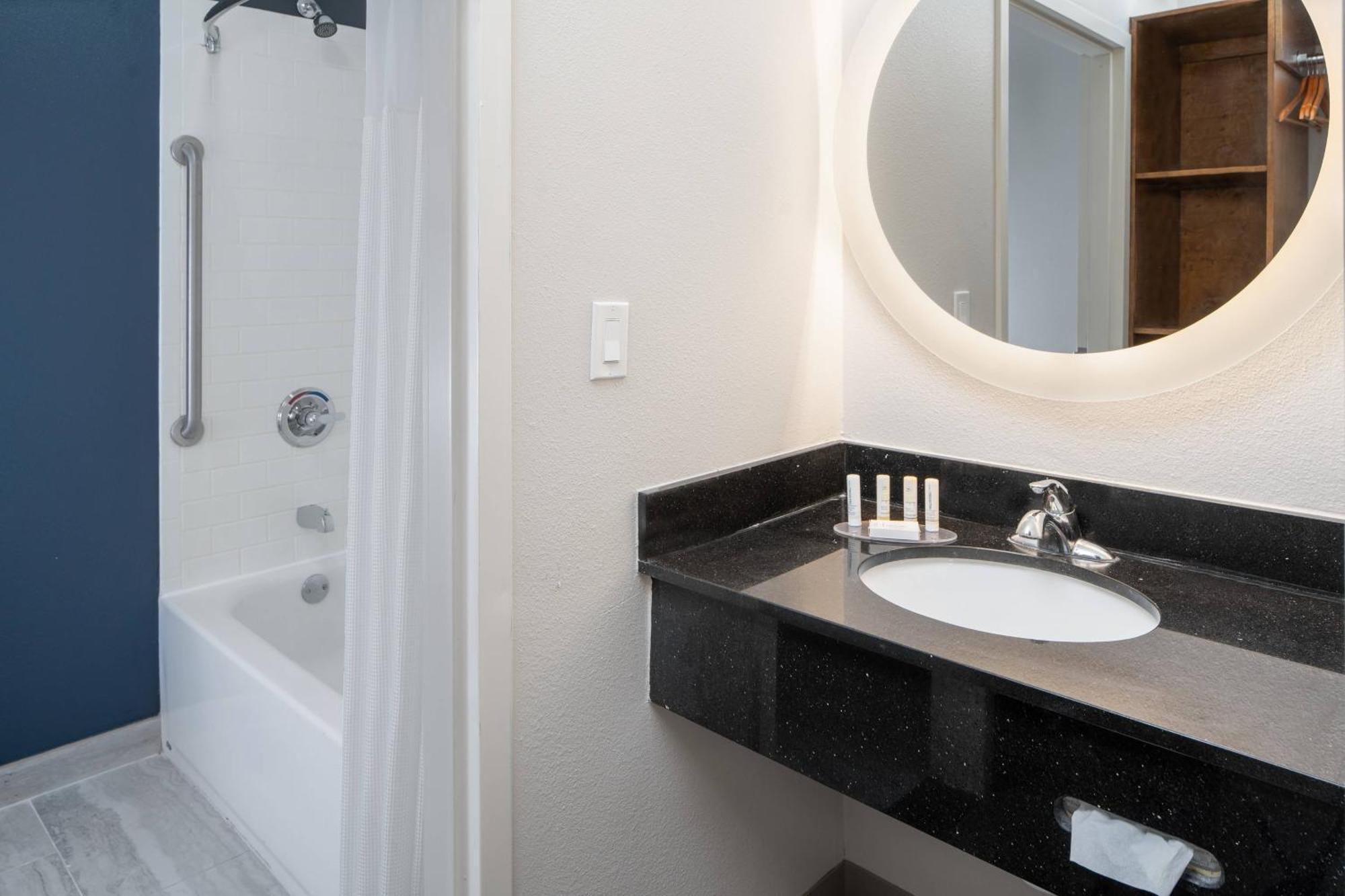 Fairfield Inn And Suites By Marriott Lake Charles - Sulphur Bagian luar foto